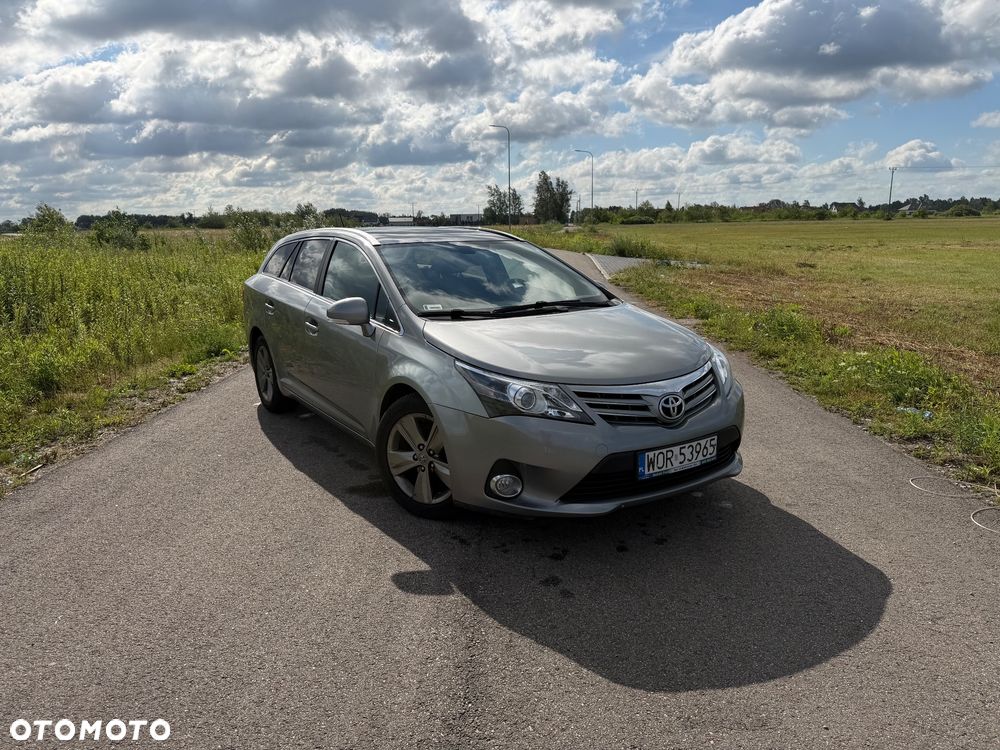 Toyota Avensis 2.0 D-4D Edition (2014) - 1