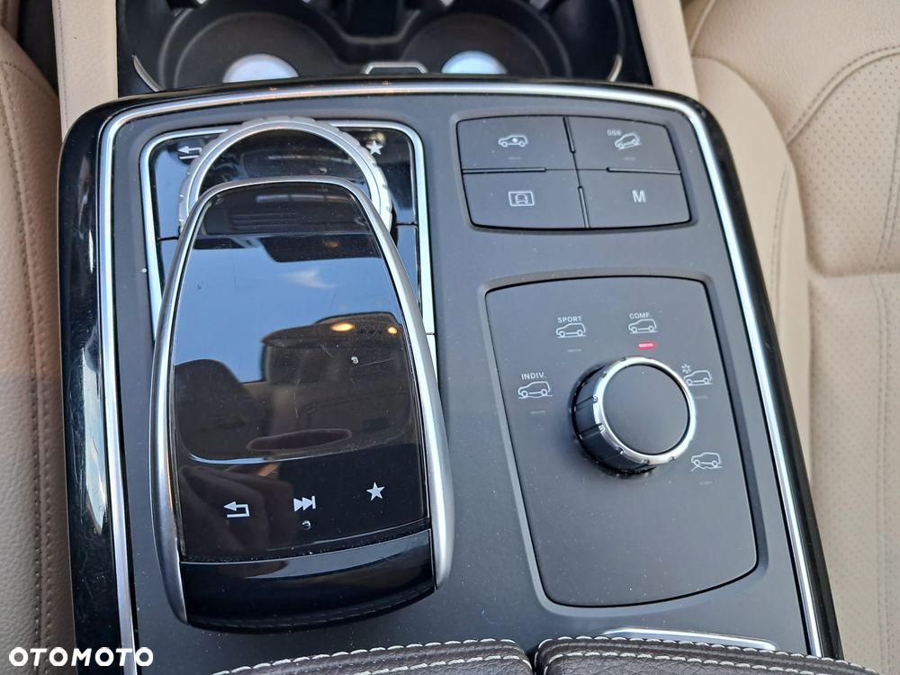 Mercedes-Benz GLS 400 4Matic 9G-TRONIC - 23