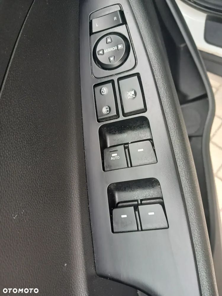Hyundai Tucson 1.6 GDi 4WD DCT Trend - 24