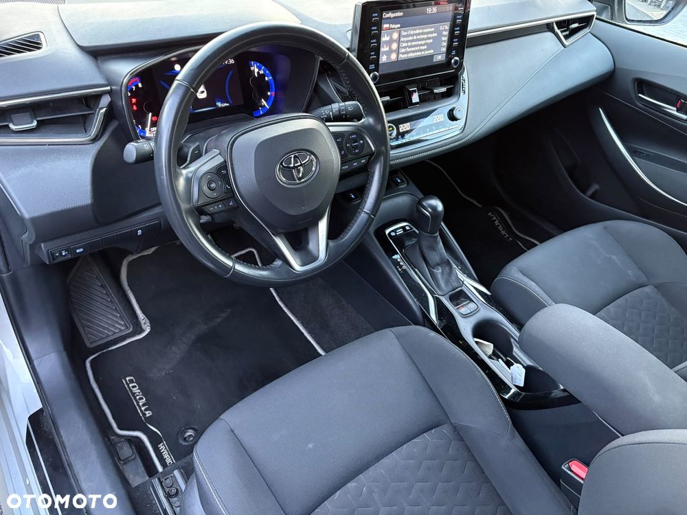 Toyota Corolla 2.0 Comfort - 16