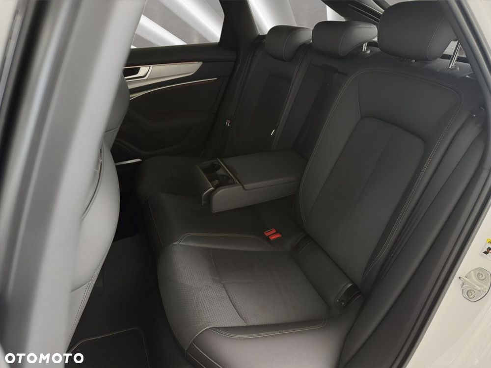 Audi A6 Avant - 14