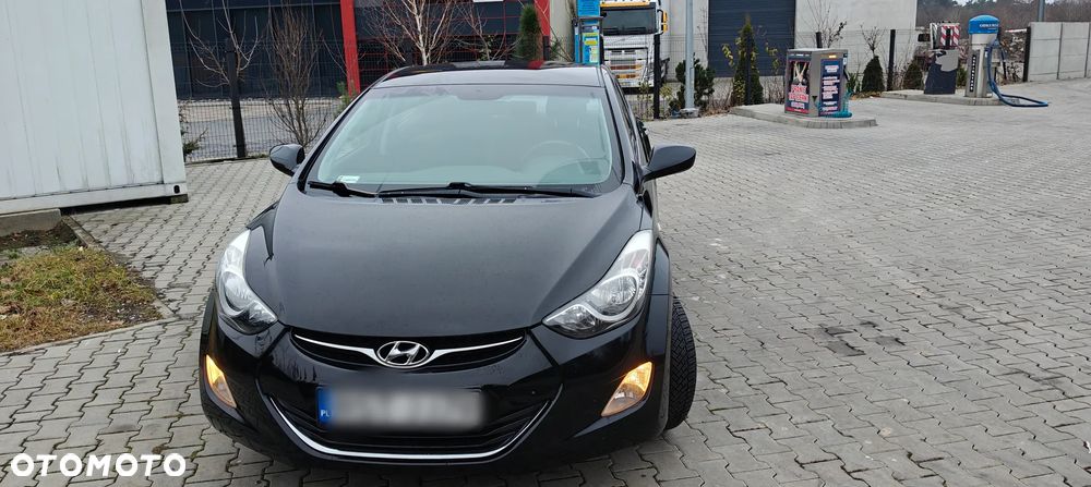 Hyundai Elantra 1.6 Comfort - 1