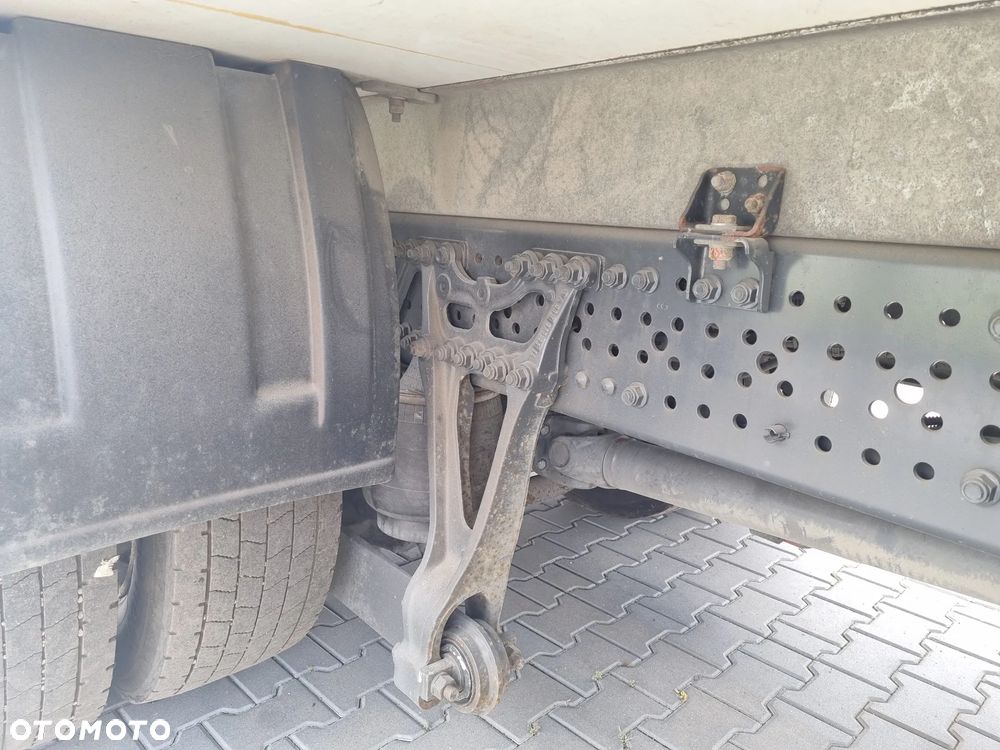 Mercedes-Benz Antos 1830 - 10