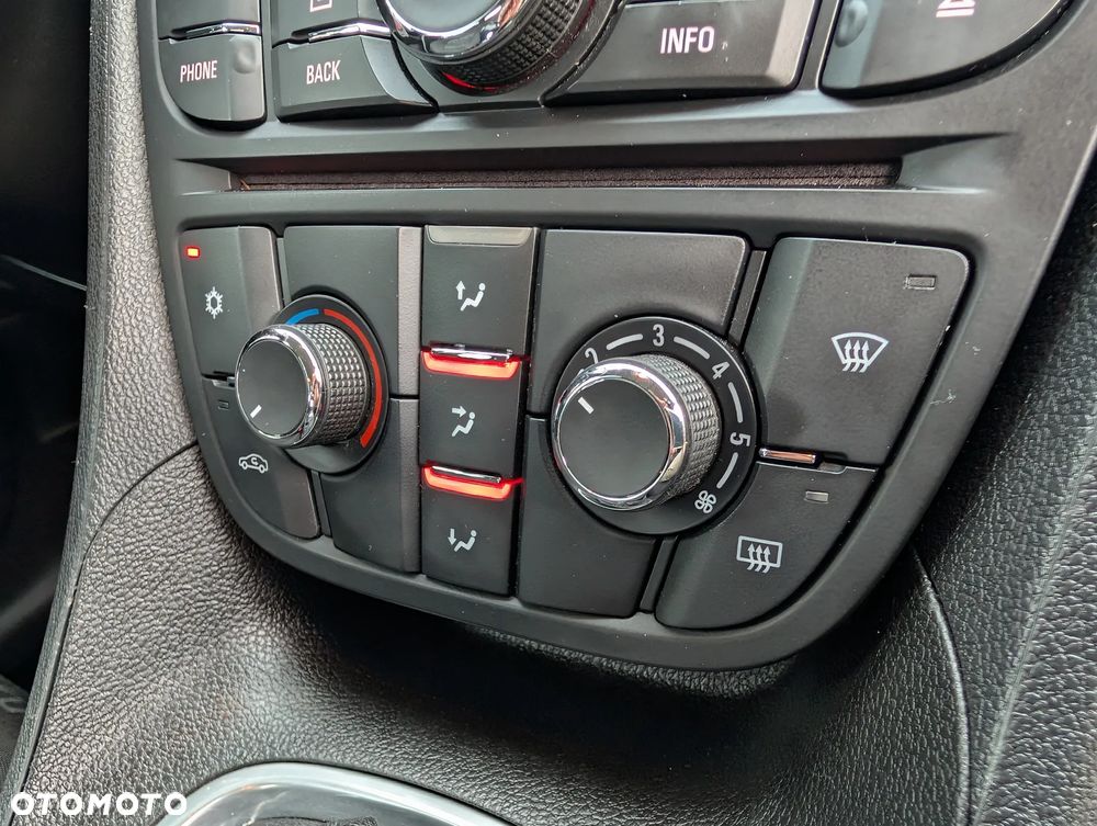 Opel Meriva 1.4 T Enjoy S&S - 34