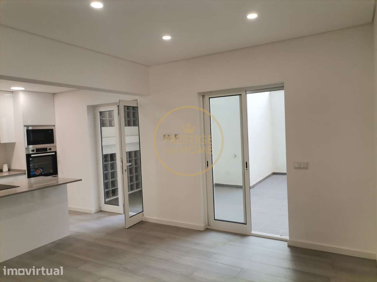 Apartamento T3 Espaçoso Zona Ribeirinha de Portimão - Grande imagem: 2/37