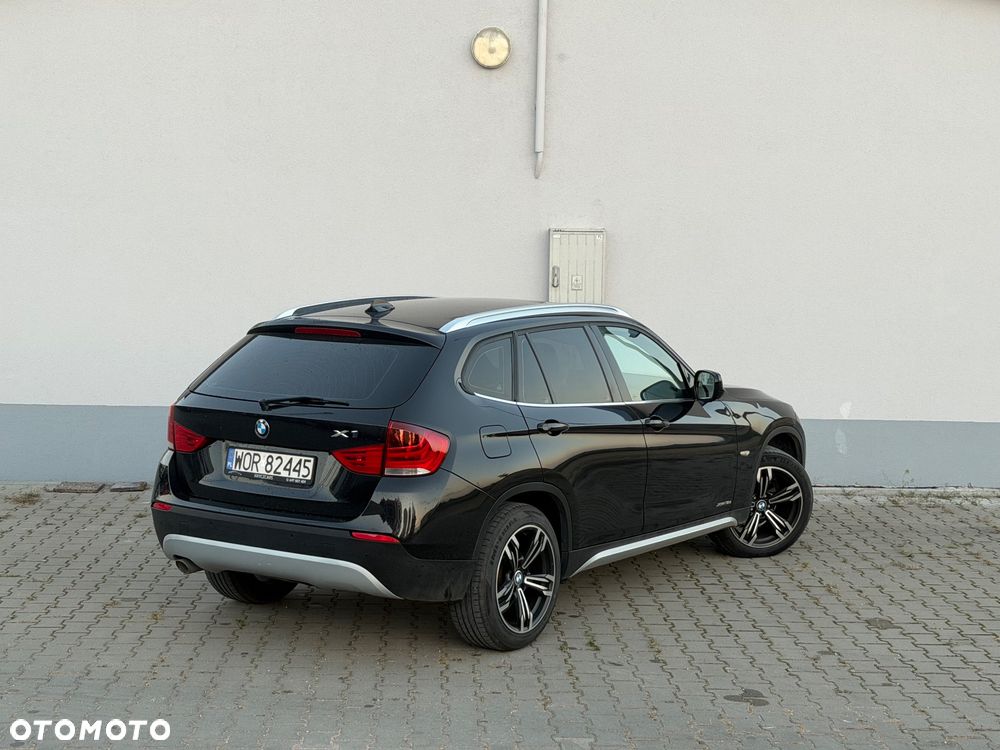 BMW X1 xDrive18d - 26