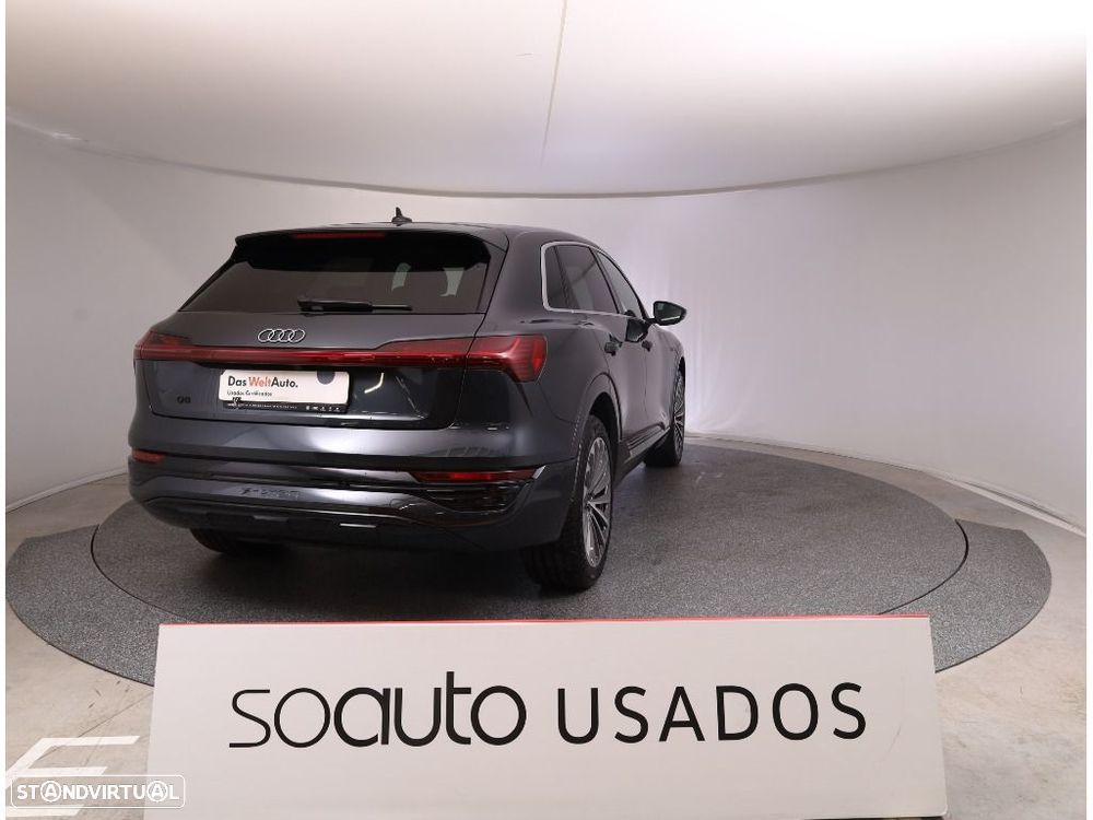 Audi Q8 e-Tron 55 quattro Advanced - 13