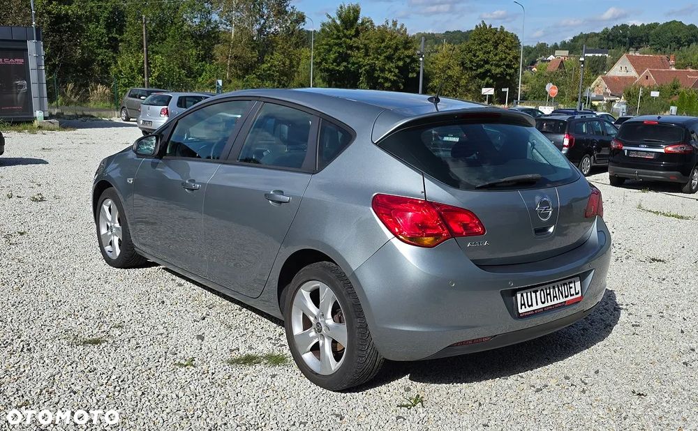 Opel Astra - 5