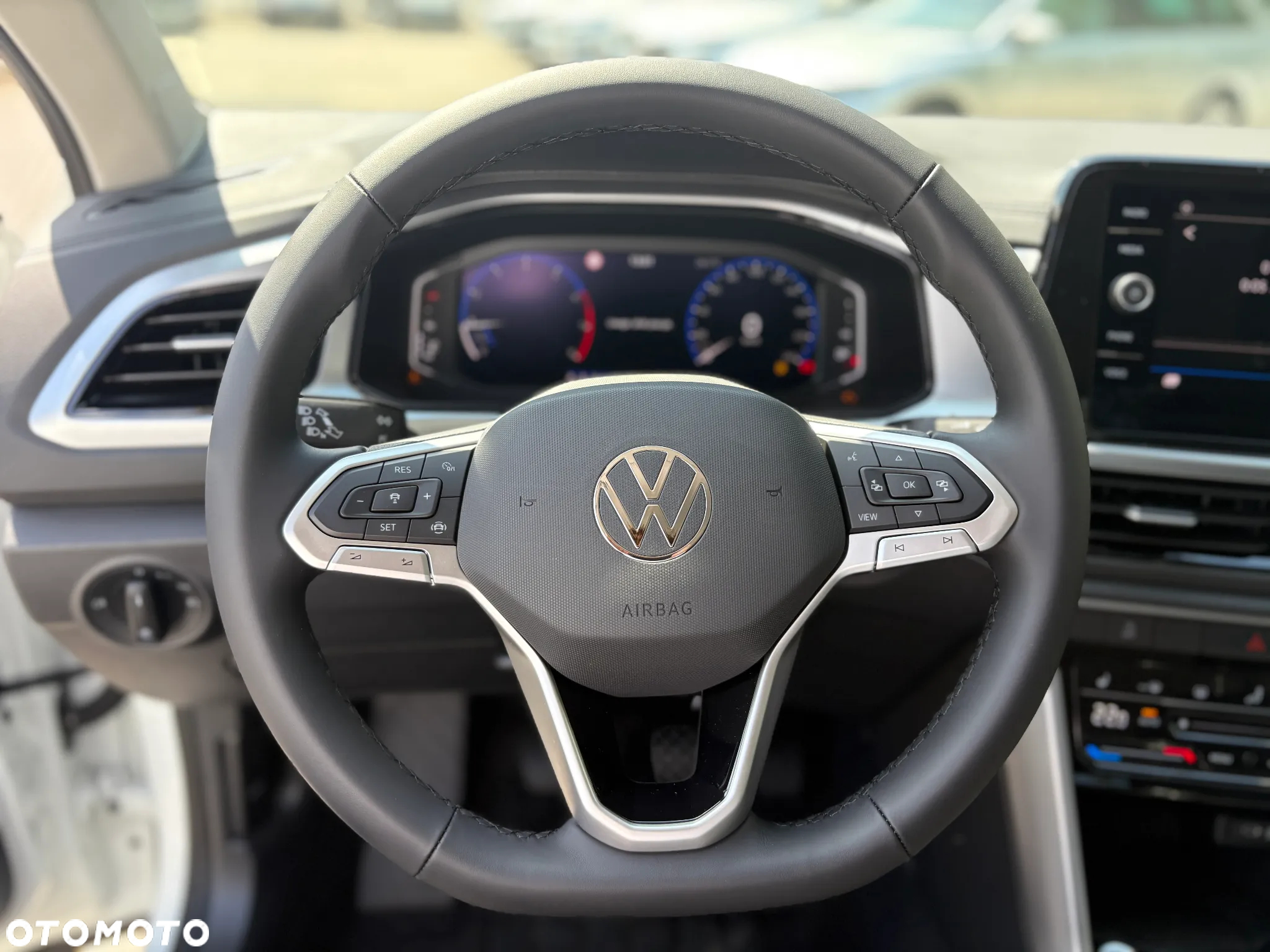 Volkswagen T-Roc 1.5 TSI Life Plus - 16