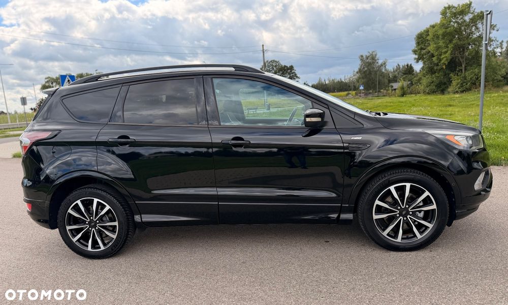 Ford Kuga 2.0 TDCi 4x2 ST-Line - 11