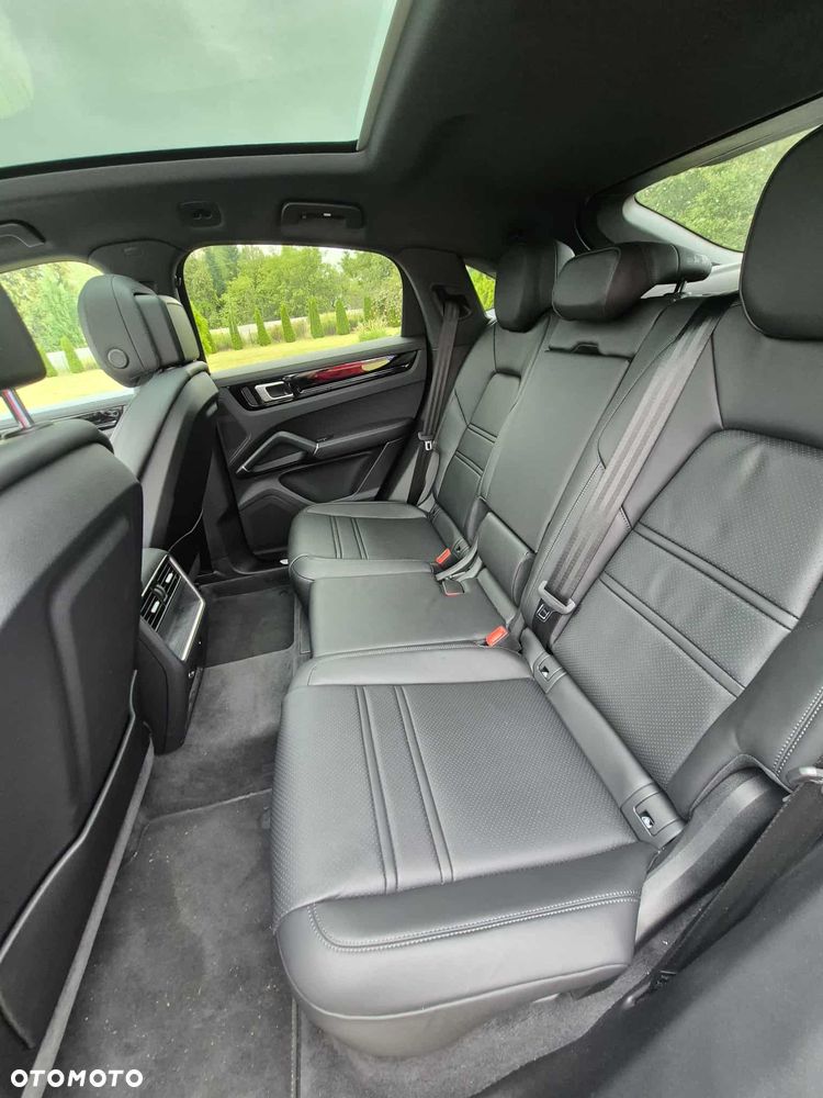 Porsche Cayenne Coupe - 9