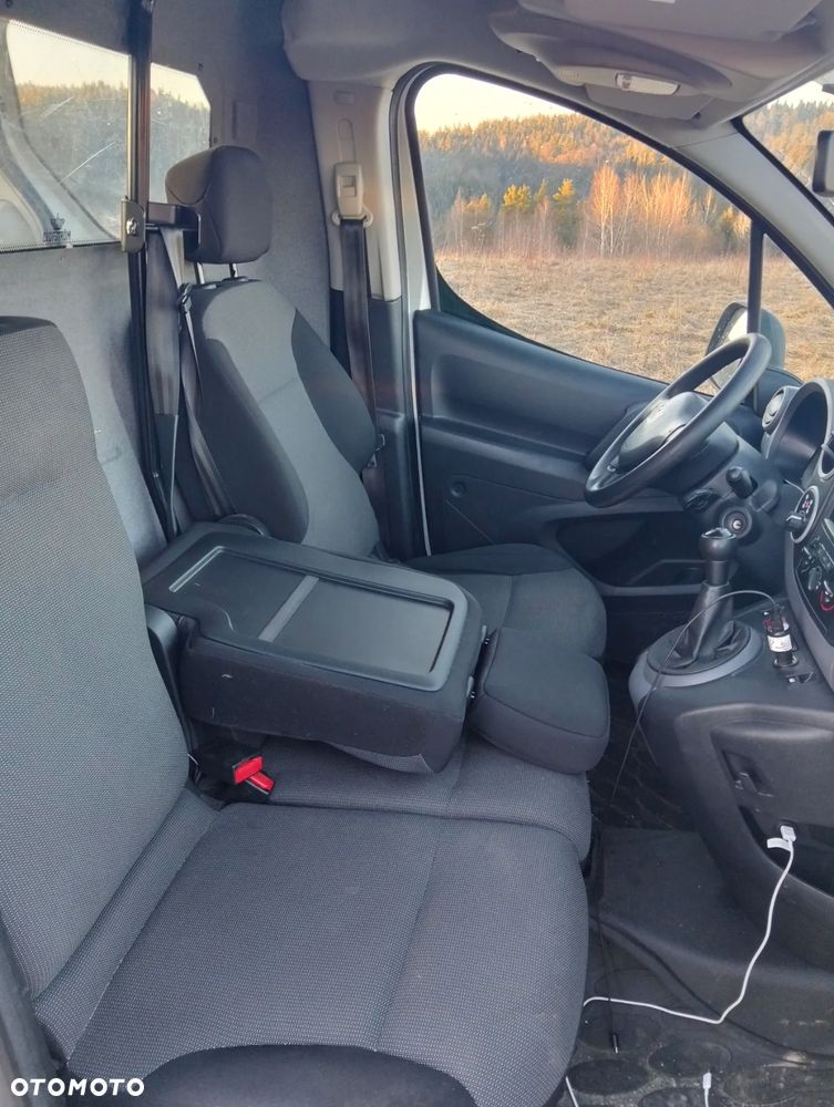 Peugeot Partner Dangel - 6