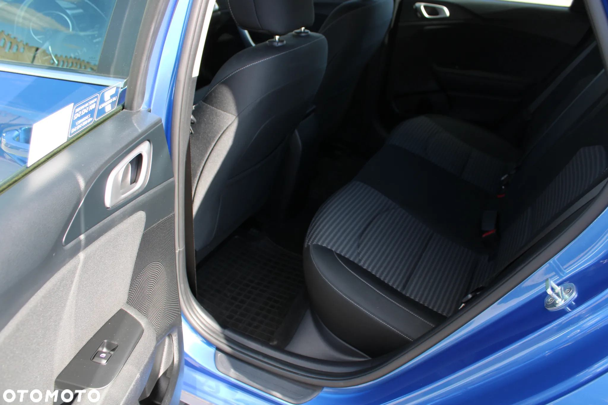 Kia Ceed 1.5 T-GDI M - 34