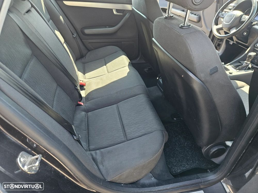 Audi A4 1.9 TDI Sport - 7
