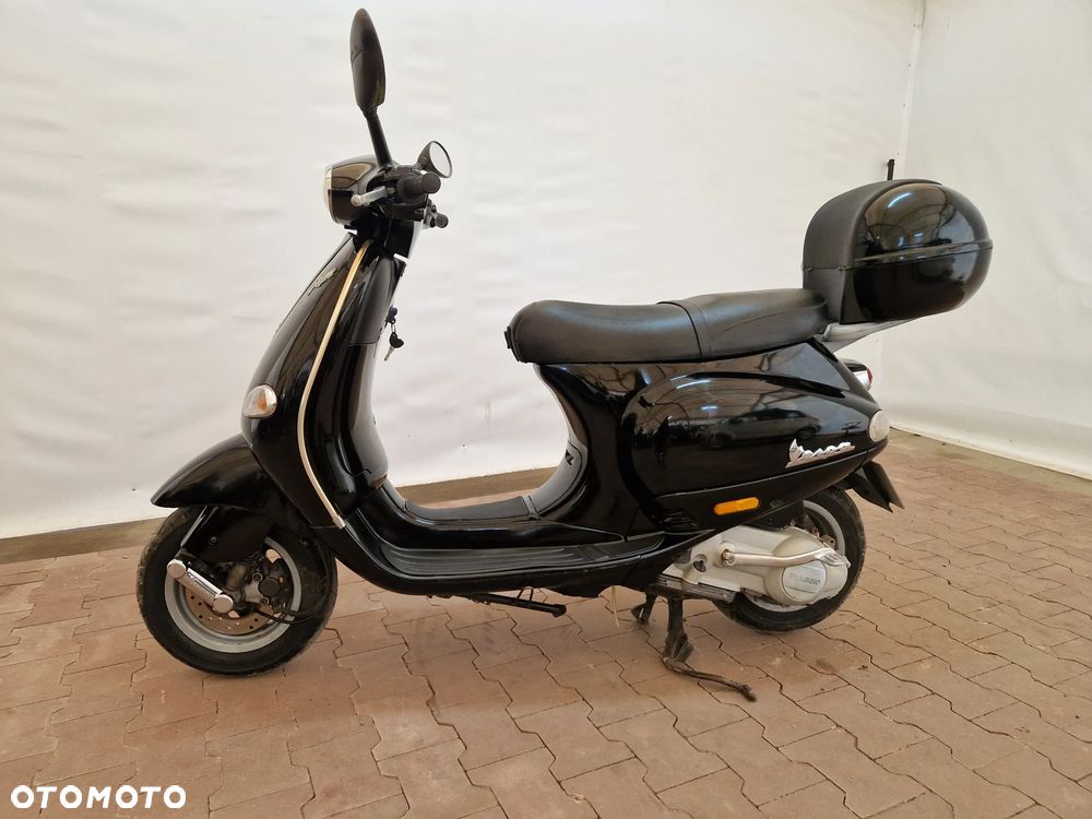 Piaggio Vespa - 8