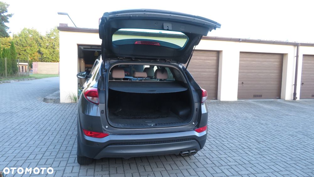 Hyundai Tucson 2.0 CRDI BlueDrive Comfort 2WD - 8