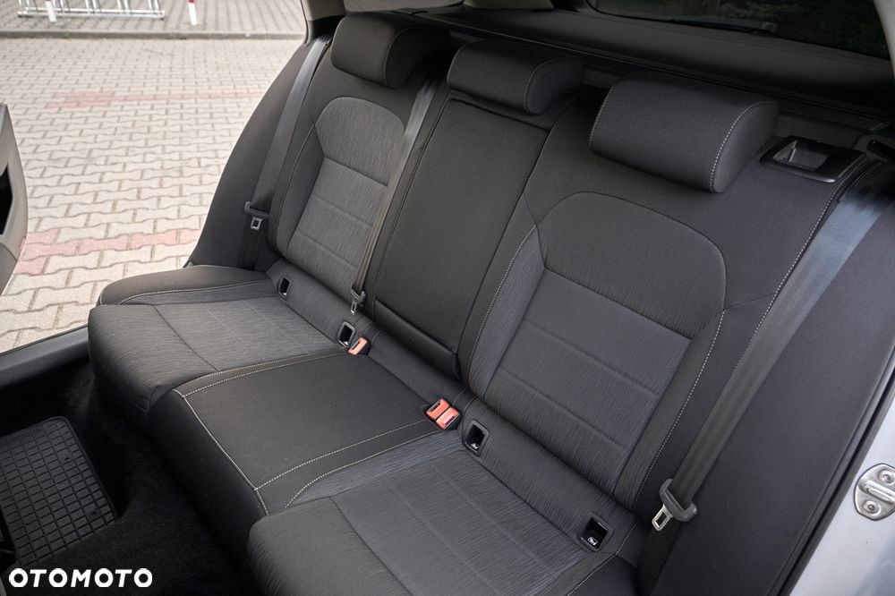 Skoda Superb 2.0 TDI Ambition - 27