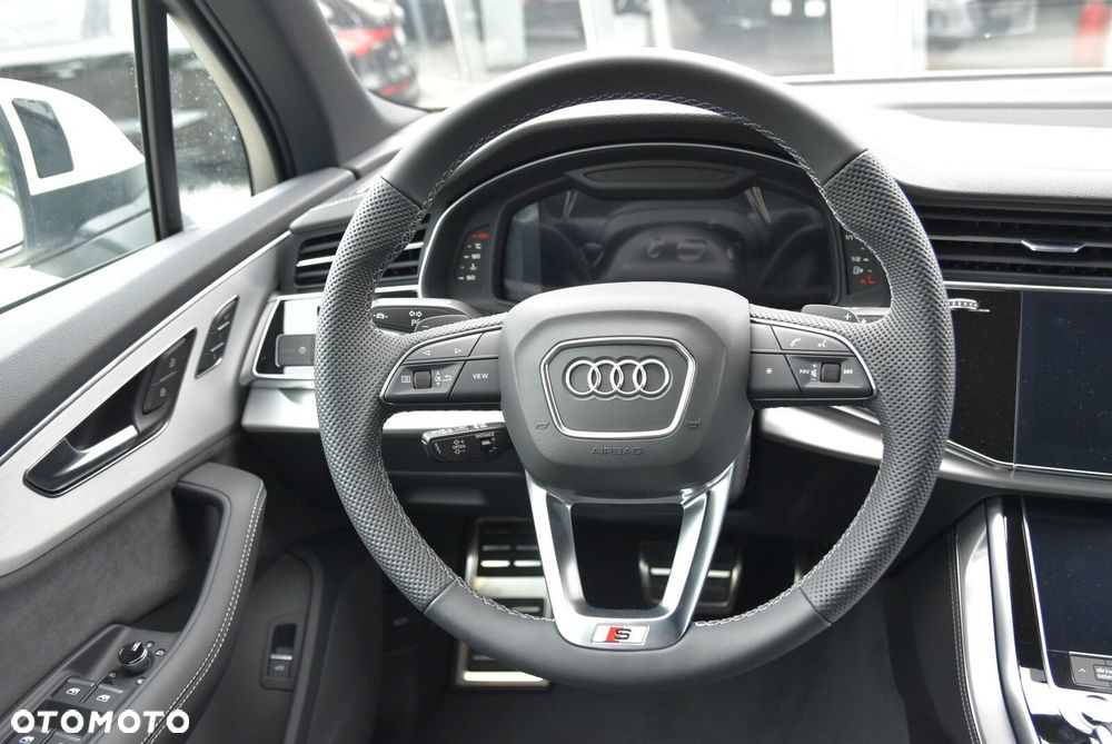 Audi Q7 - 13