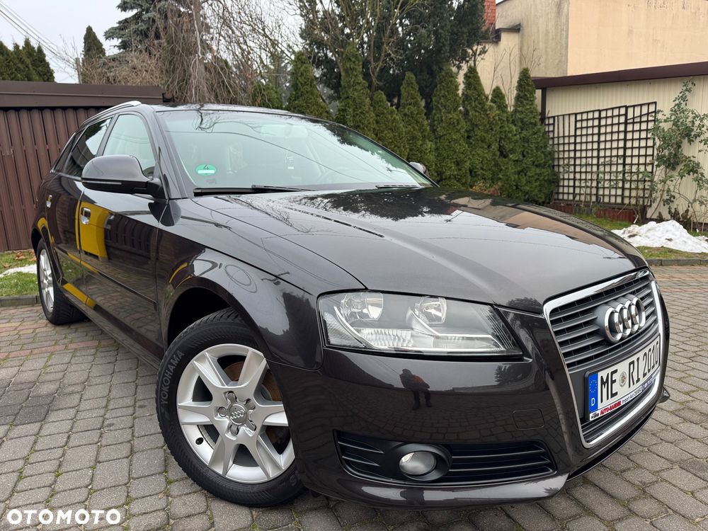 Audi A3 Sportback - 2