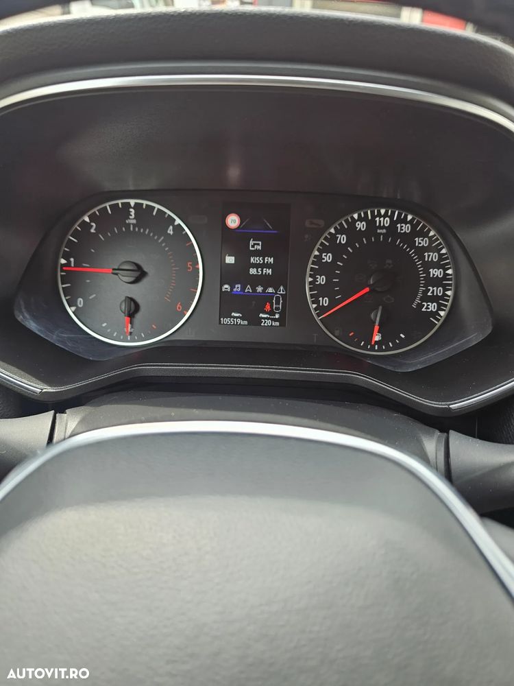 Renault Clio - 10