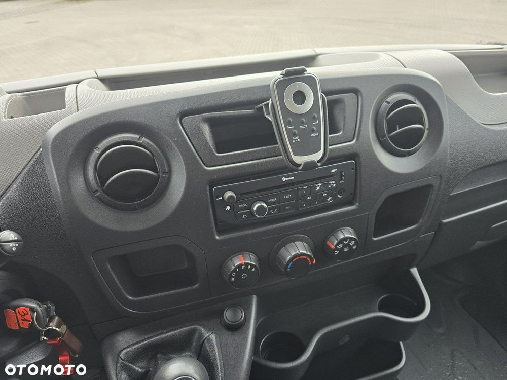 Renault Master - 25
