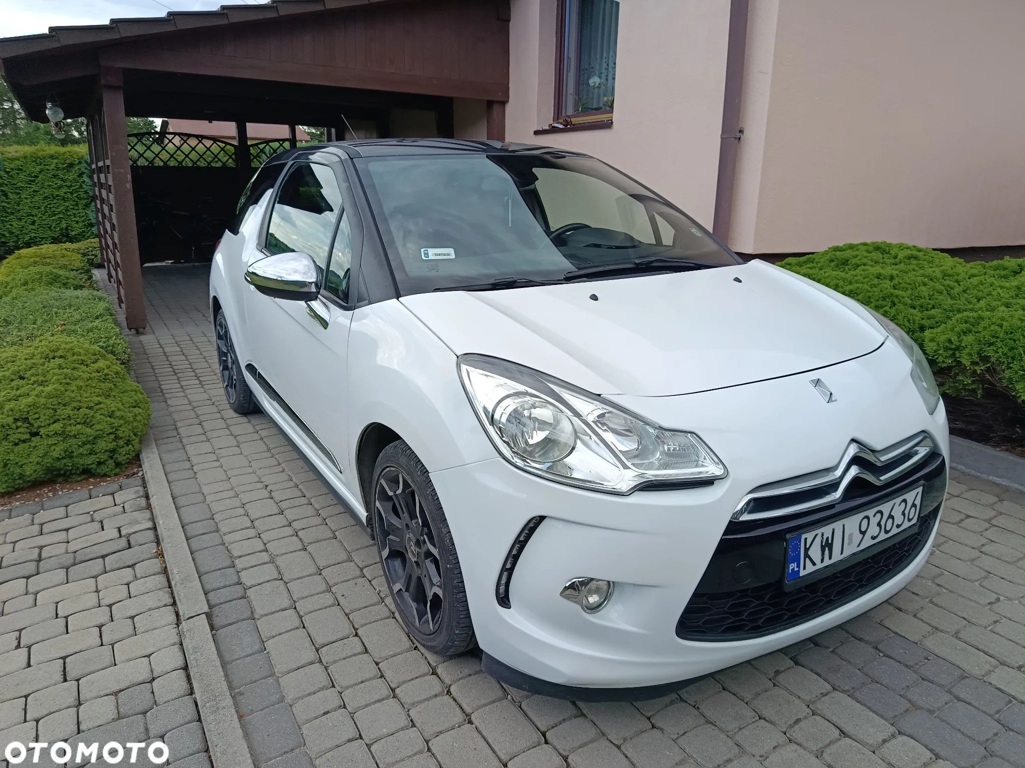 Citroën DS3 HDi 90 FAP SoChic - 1