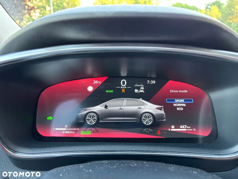 Toyota Corolla 1.8 Hybrid Comfort - 23