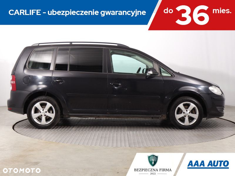 Volkswagen Touran - 7