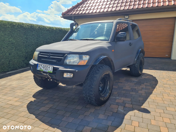 Mitsubishi Pajero 3.5 V6 GDI (lea)