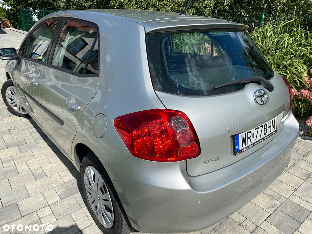 Toyota Auris 1.6 VVT-i Luna MM - 9