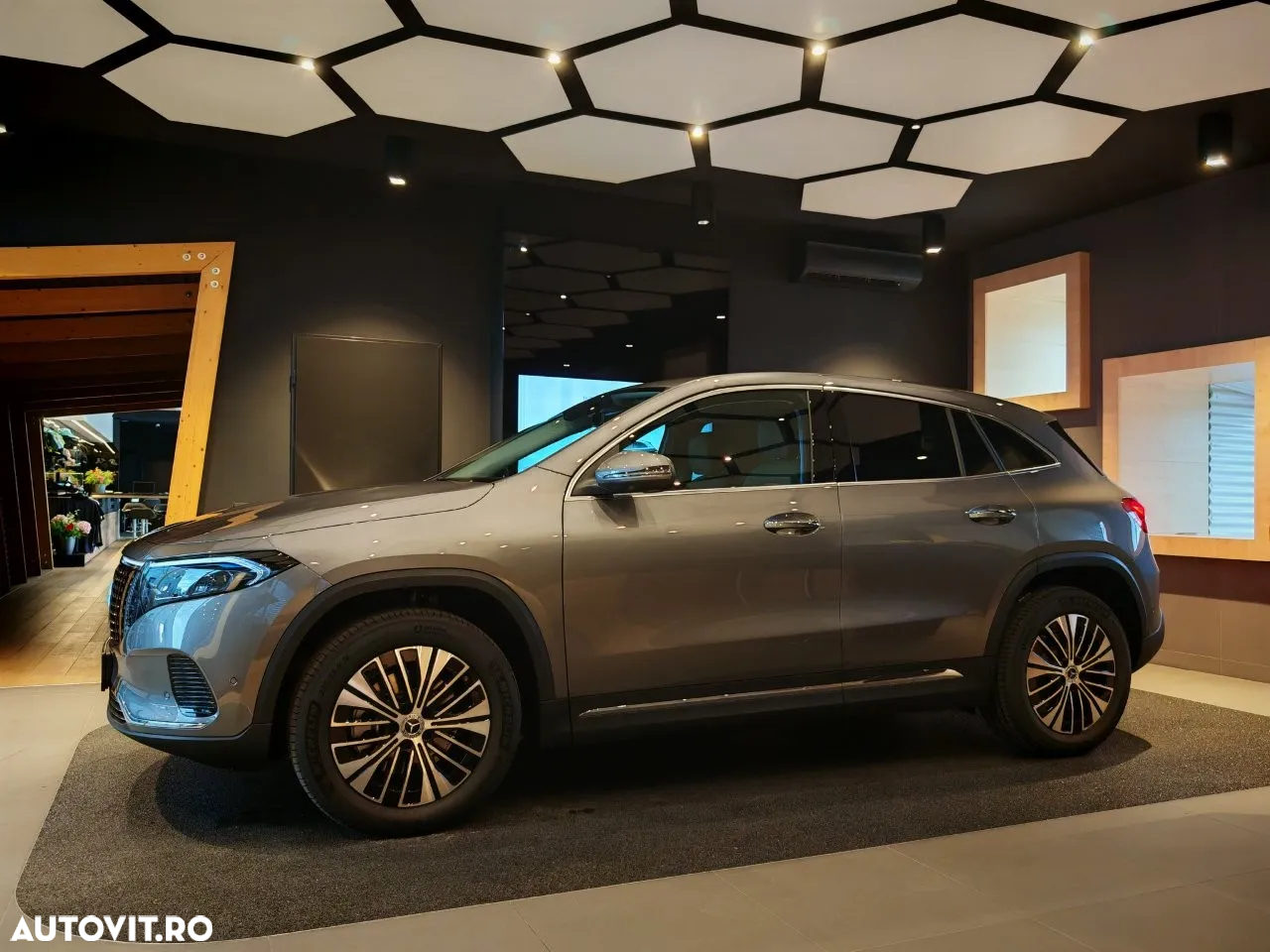 Mercedes-Benz EQA 250+ - 9