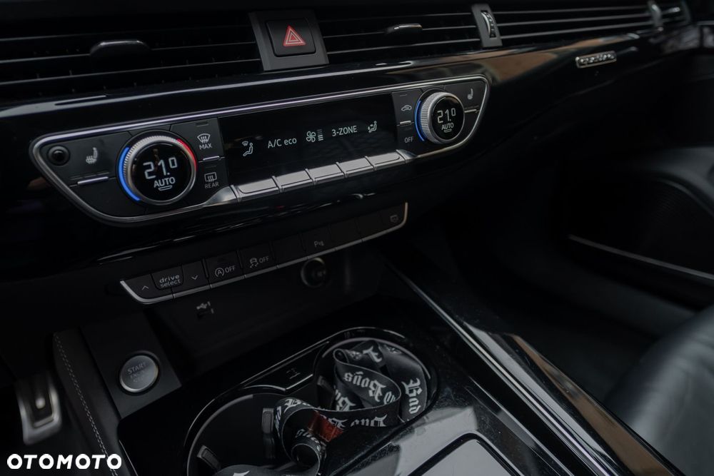 Audi A4 Avant 40 TDI Quattro Sport S tronic - 37