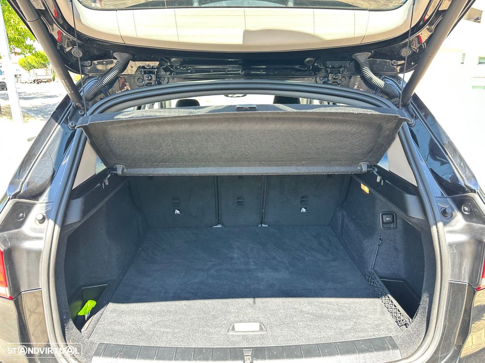 BMW X1 18 d sDrive Auto Advantage - 34