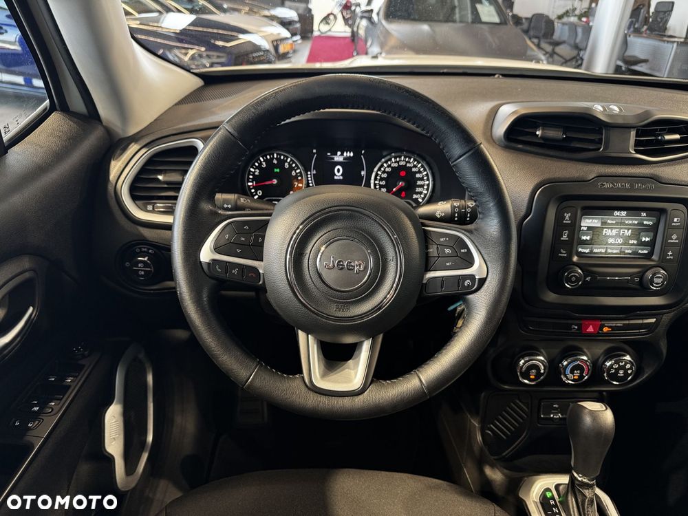 Jeep Renegade - 15