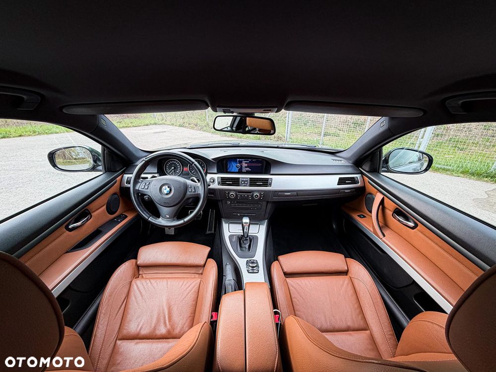 BMW Seria 3 325i M Sport Edition - 18