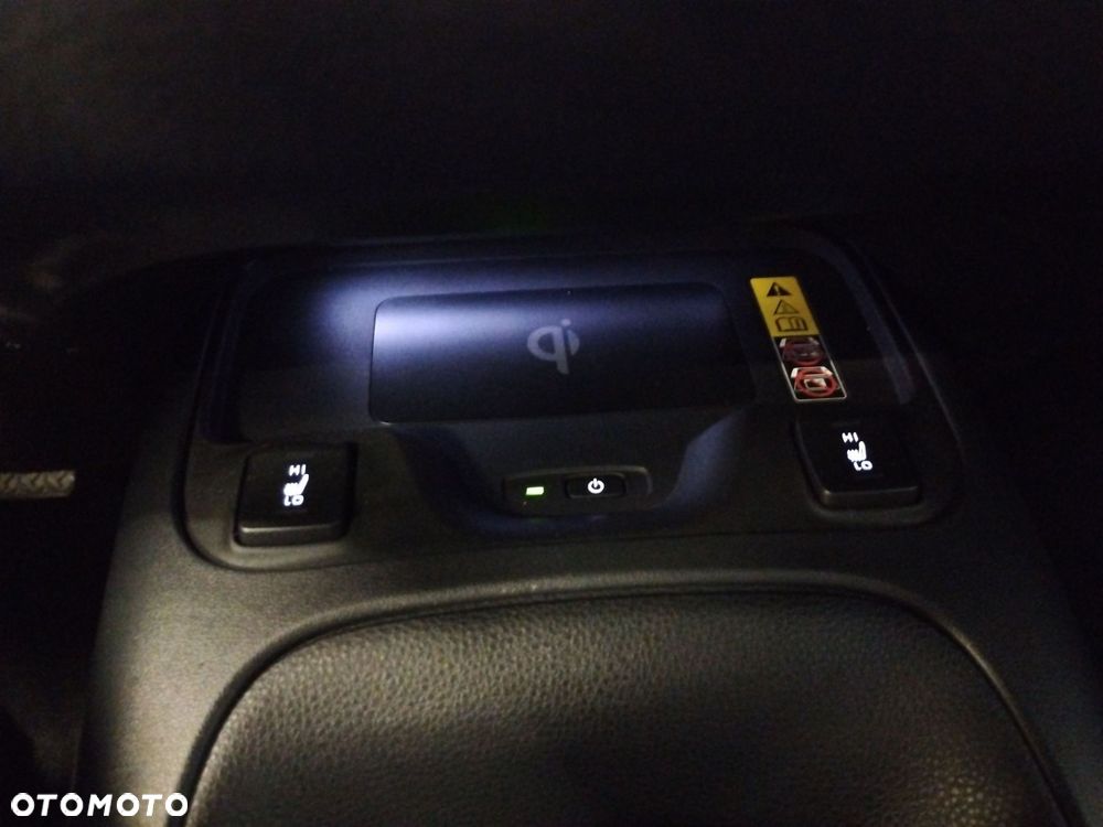Toyota Corolla 1.8 Hybrid Style - 21