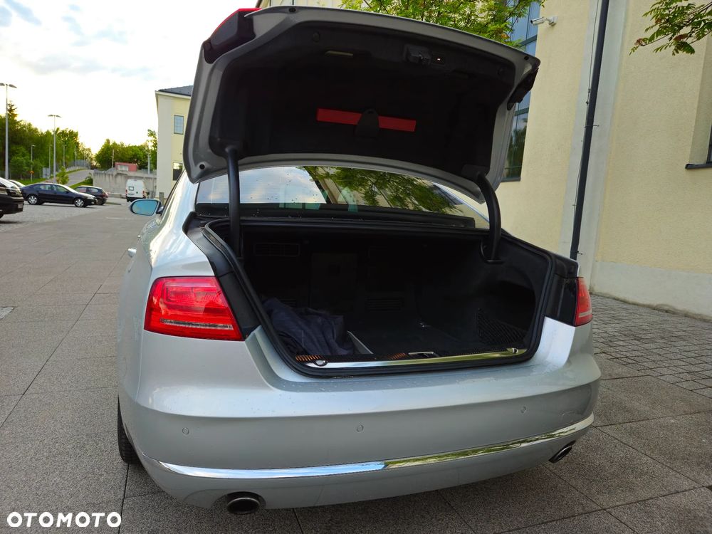 Audi A8 4.2 FSI L Quattro - 26