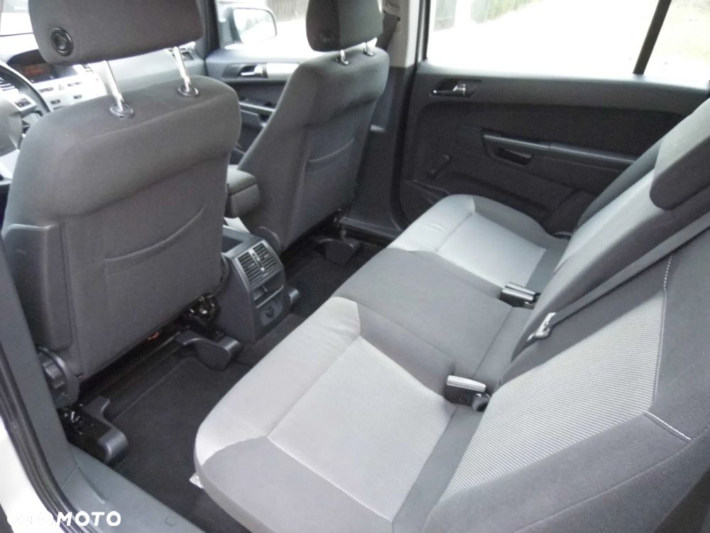 Opel Zafira 1.8 Design Edition - 21