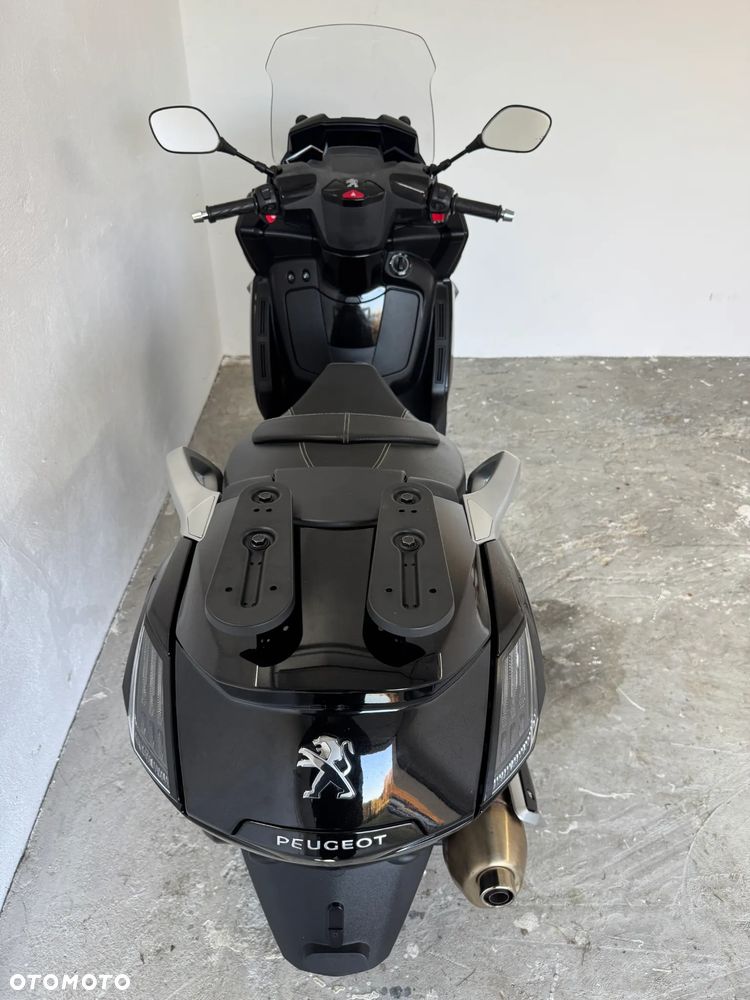 Peugeot Metropolis - 22