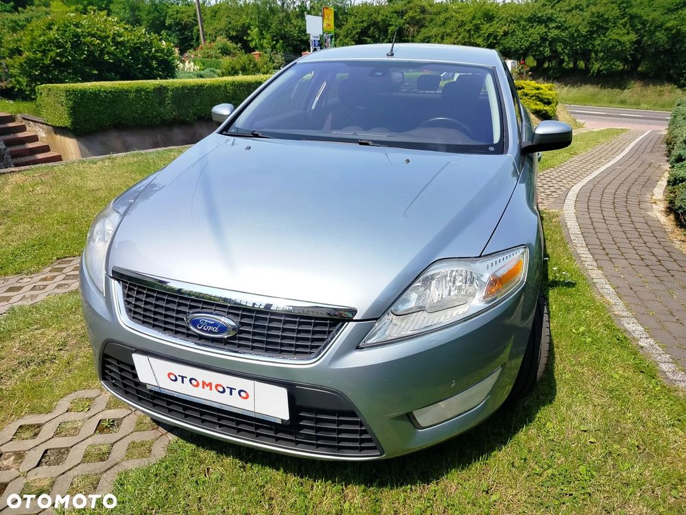 Ford Mondeo 1.6 Ghia X - 19