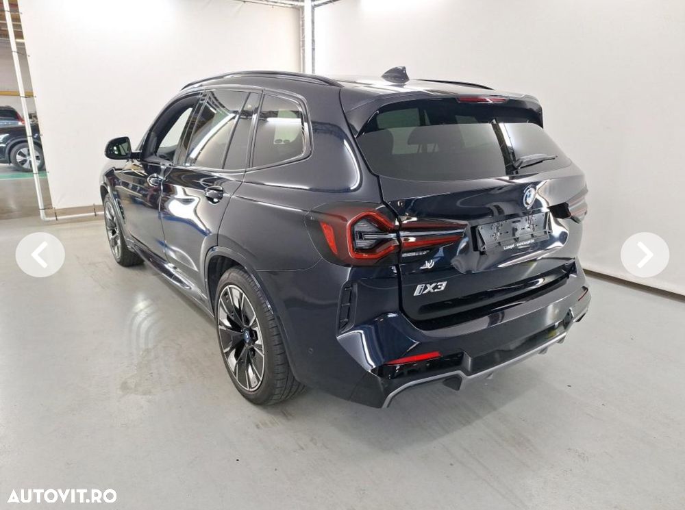 BMW iX3 Standard - 3