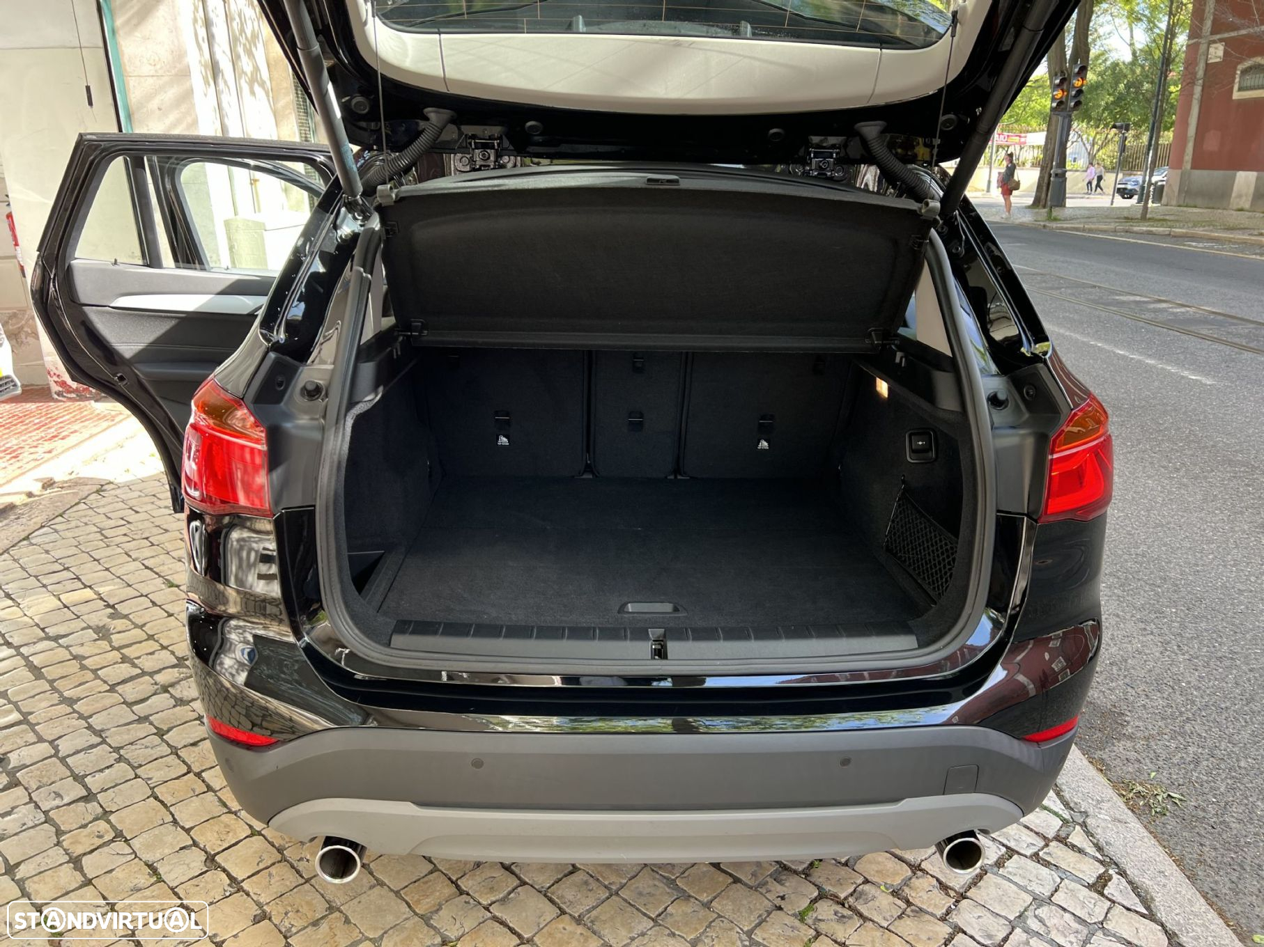 BMW X1 18 d sDrive Auto - 11