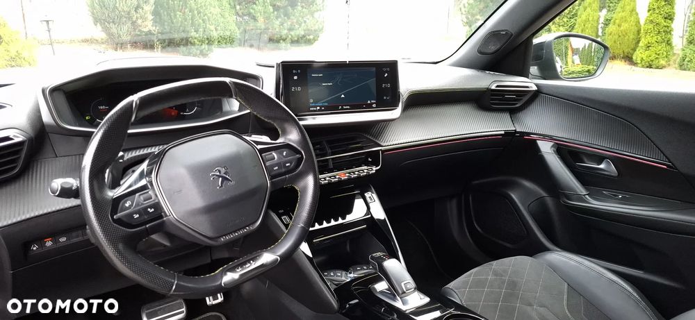 Peugeot 2008 1.5 BlueHDi GT Line S&S EAT8 - 19