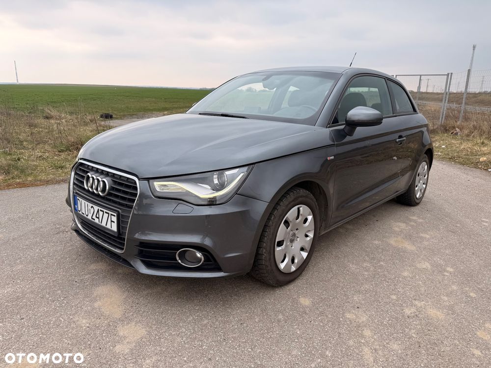 Audi A1 3-drzwiowe 1.6 TDI S line edition - 1