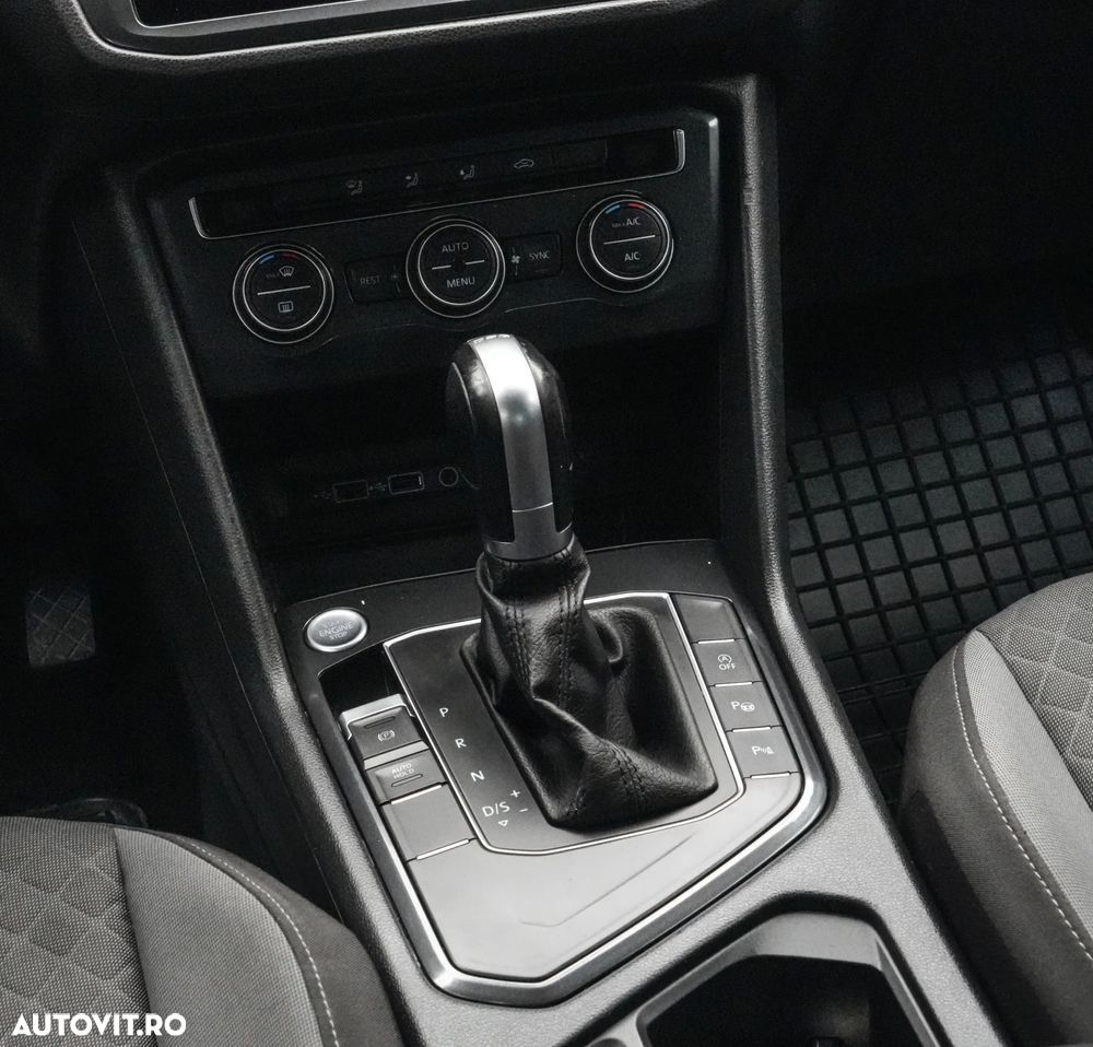Volkswagen Tiguan 2.0 TDI SCR DSG Elegance - 20