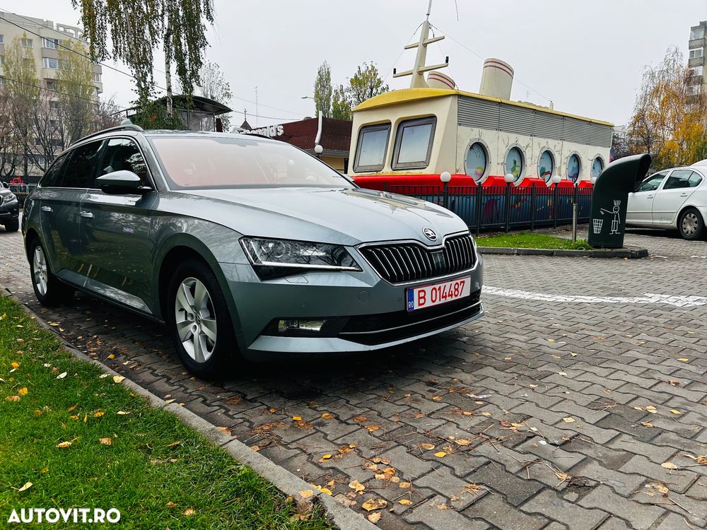 Skoda Superb Combi 1.6 TDI DSG Style - 10