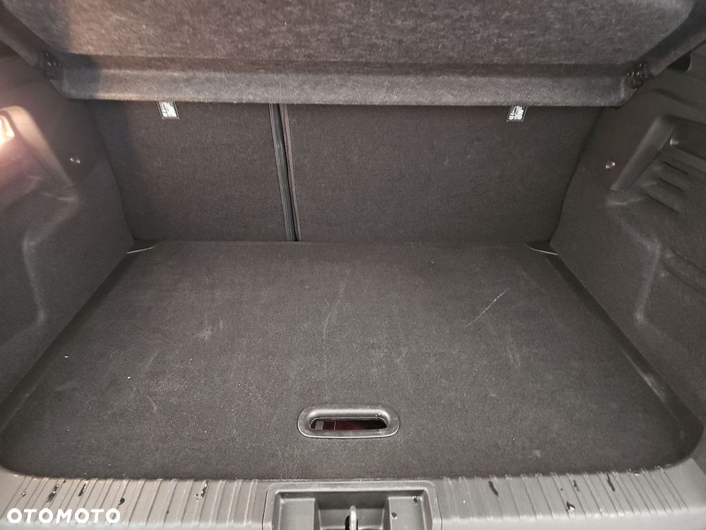 Renault Captur 1.0 TCe Techno - 28