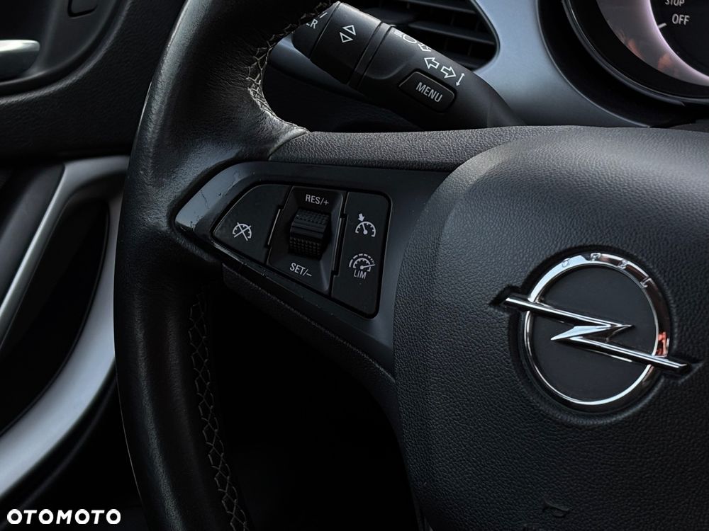 Opel Astra 1.2 T S&S - 15