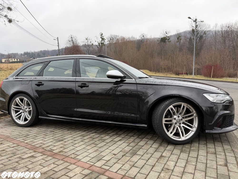 Audi RS6 Avant - 6