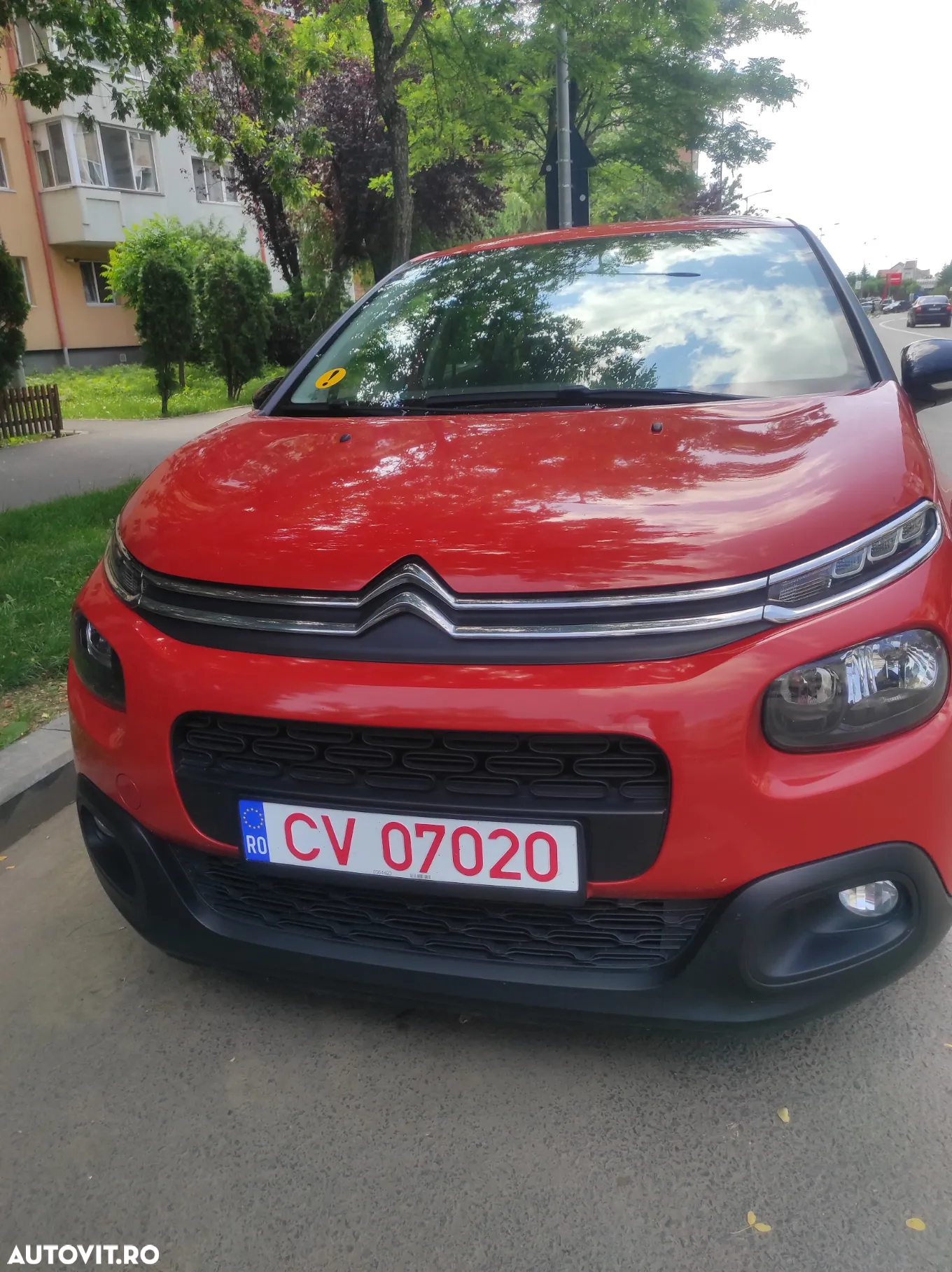 Citroën C3 Pure Tech 110 S&S EAT6 SHINE - 9